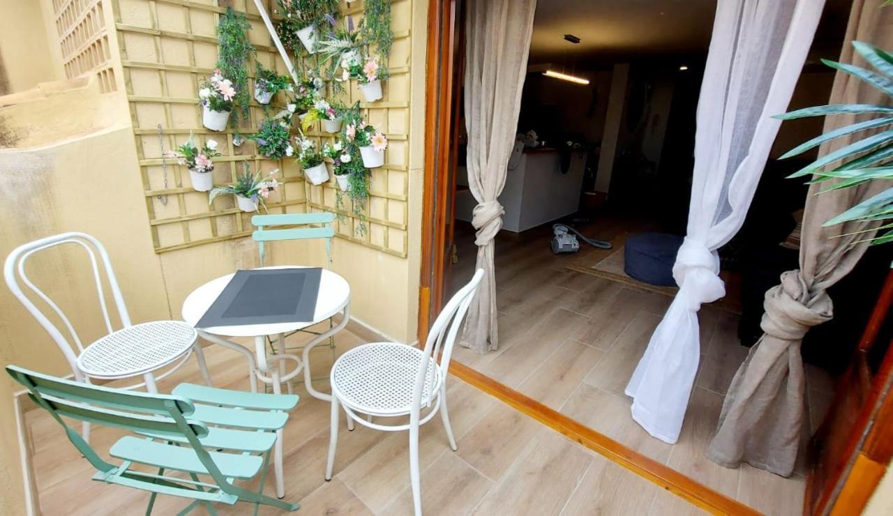 Sunny Duplex In Front Of Campello Beach El Campello Buitenkant foto